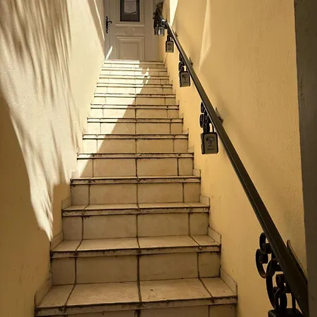 Apartment Cassin - Next To Tramway Line 2 Near Airport